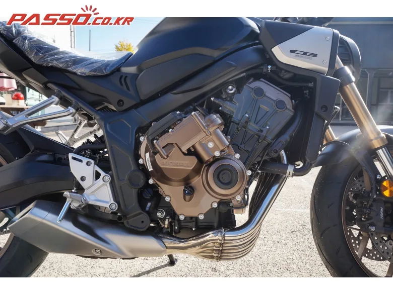 혼다 CB650R 2024 블랙 사진 5