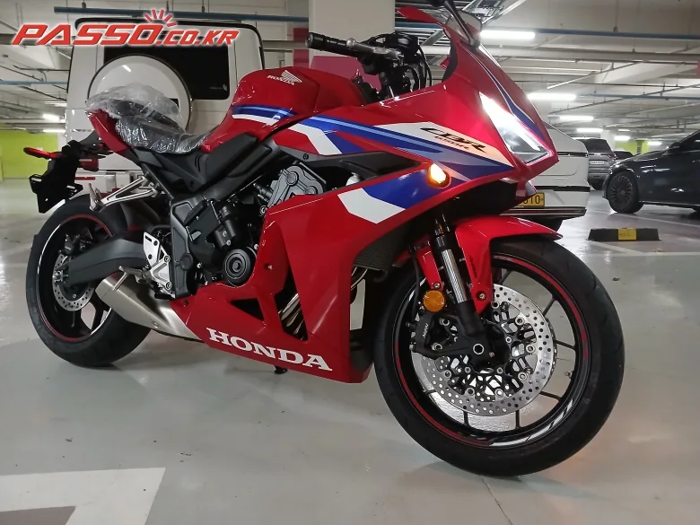 혼다 CBR650R 2025 레드 사진 1