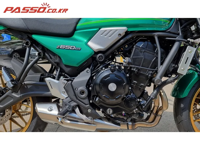 가와사키 Z650RS 2023 그린 사진 5