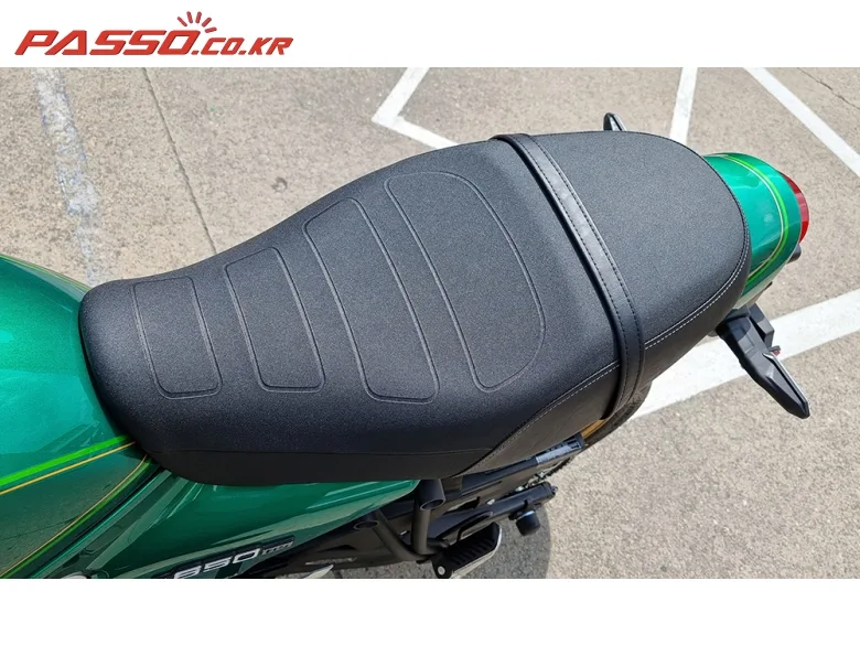 가와사키 Z650RS 2023 그린 사진 8
