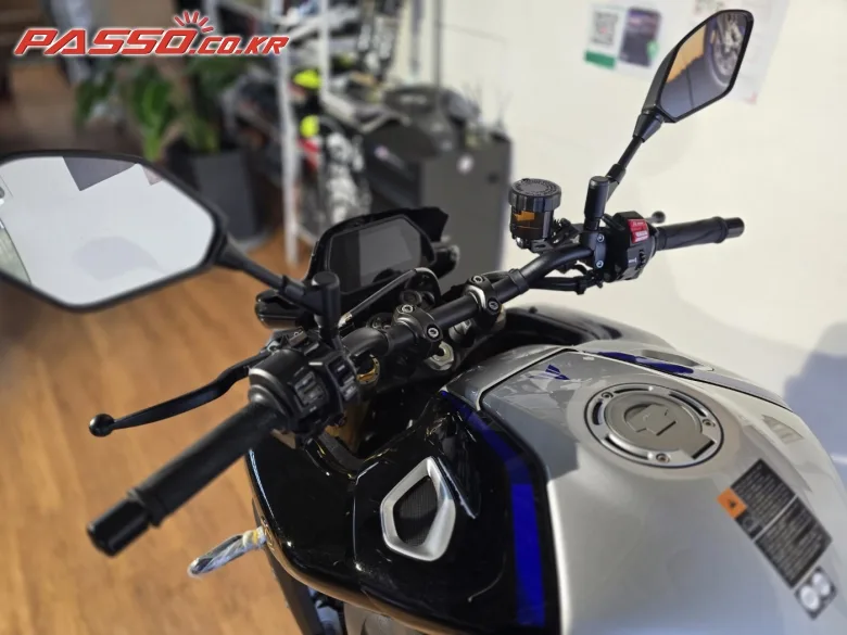야마하 MT-10 SP 2024 블랙 사진 4