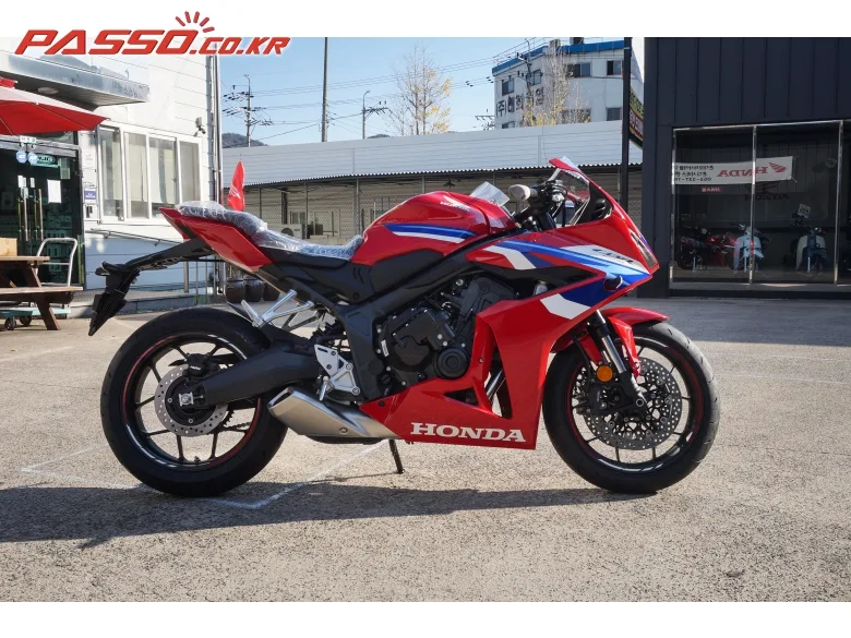 혼다 CBR650R E-Clutch 2024 레드 사진 1