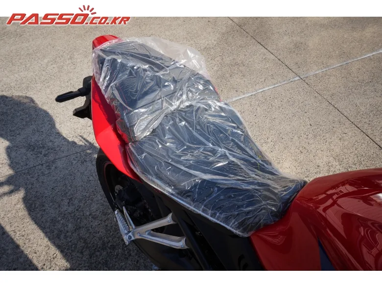 혼다 CBR650R E-Clutch 2024 레드 사진 8