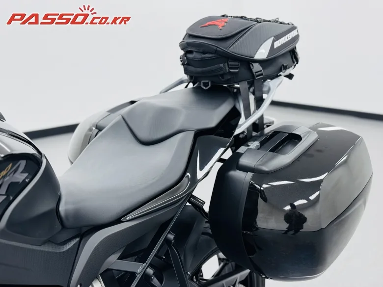 BMW S 1000 XR 2019 블랙 사진 8