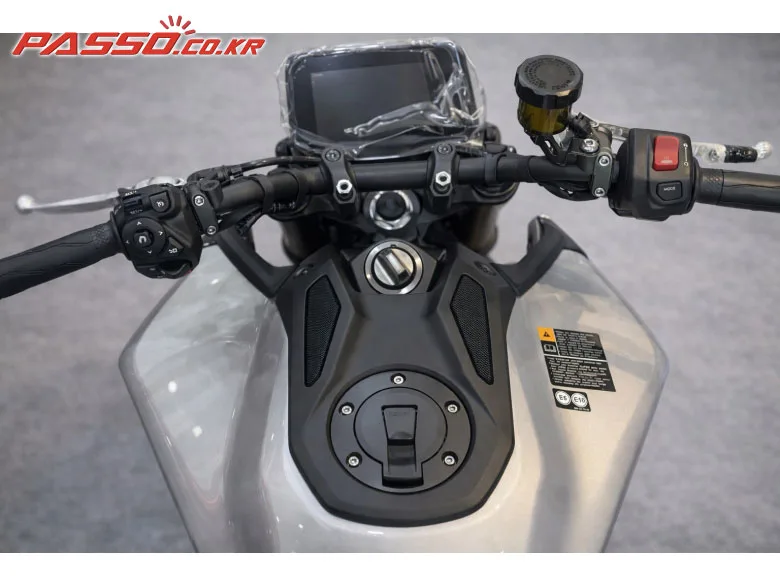 야마하 MT-09 SP 2024 스페셜 사진 4