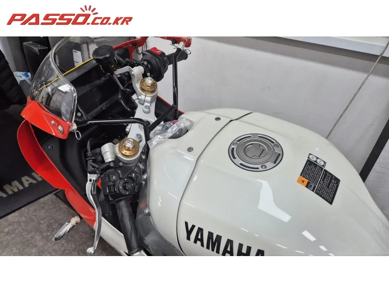 야마하 XSR900GP 2024 레드 사진 4