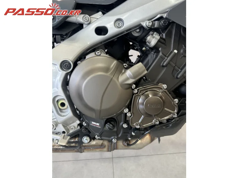 야마하 XSR 900 GP 2025 블랙 사진 5