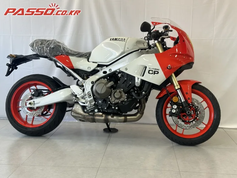 야마하 XSR 900 GP 2025 레드 사진 1