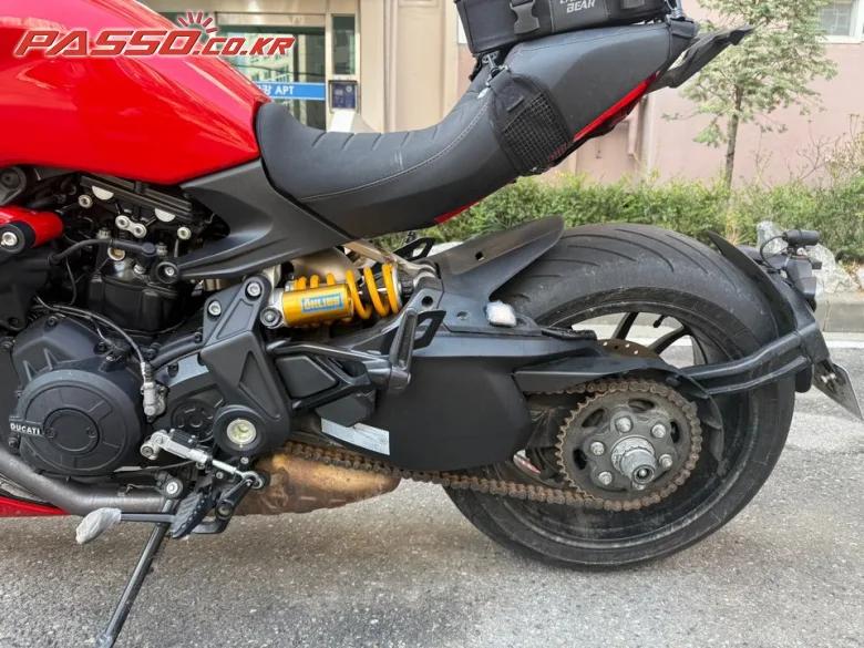 두카티 디아벨 1260S 2020 버건디 사진 8