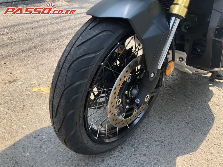 혼다 X-ADV750 2024 블랙 사진 5