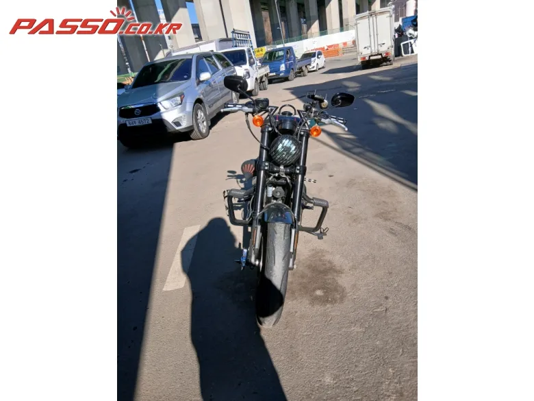 할리데이비슨 로드스터1200 2017 블랙 사진 3