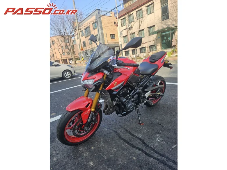 가와사키 Z900 50주년 2022 레드 사진 2