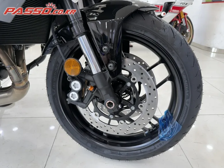 야마하 XSR900GP 2025 검정색 사진 6