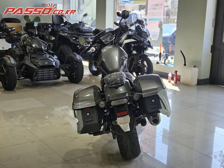 혼다 레블 1100T DCT 2026 블랙 사진 3