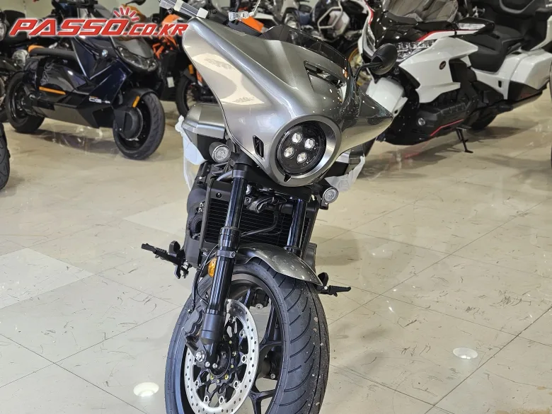 혼다 레블 1100T DCT 2026 화이트 사진 8