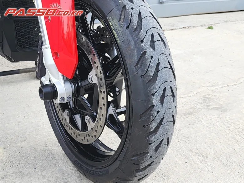 BMW S 1000 XR 2020 레드 사진 6