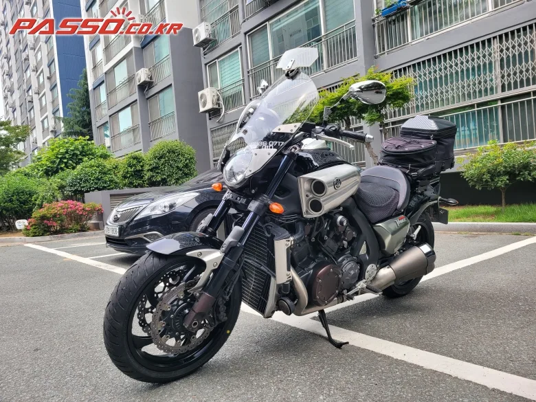 야마하 Vmax1700 2009 실버 사진 4