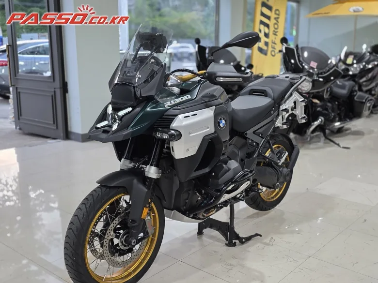 BMW R1300GS 어드벤처 2026 블랙 사진 6