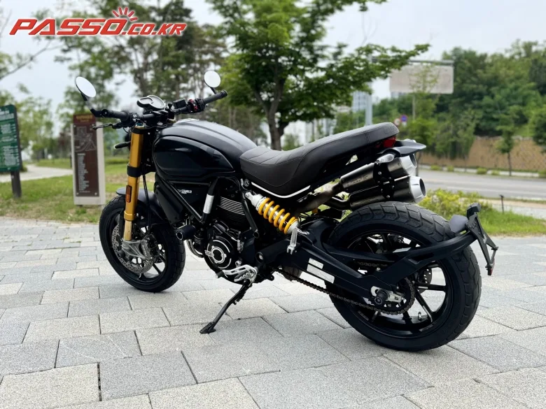두카티 스크램블러 1100 스포츠 프로 2022 블랙 사진 3