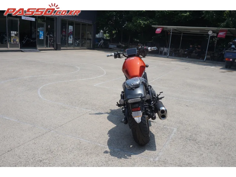 혼다 Rebel 1100 SE 2025 레드 사진 3
