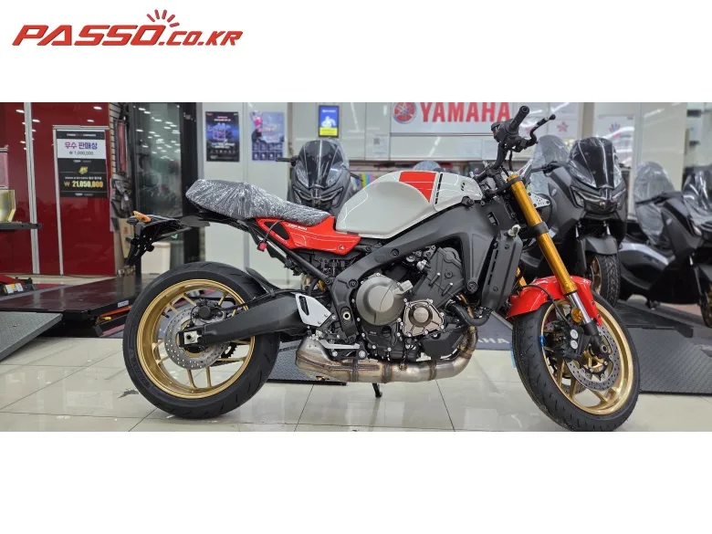 야마하 XSR 900 2025 레드 사진 1