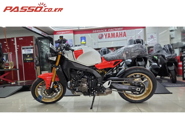 야마하 XSR 900 2025 레드 사진 2