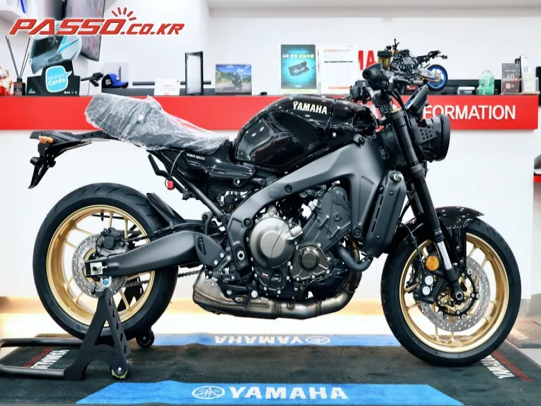 야마하 XSR 900 2025 블랙 사진 1