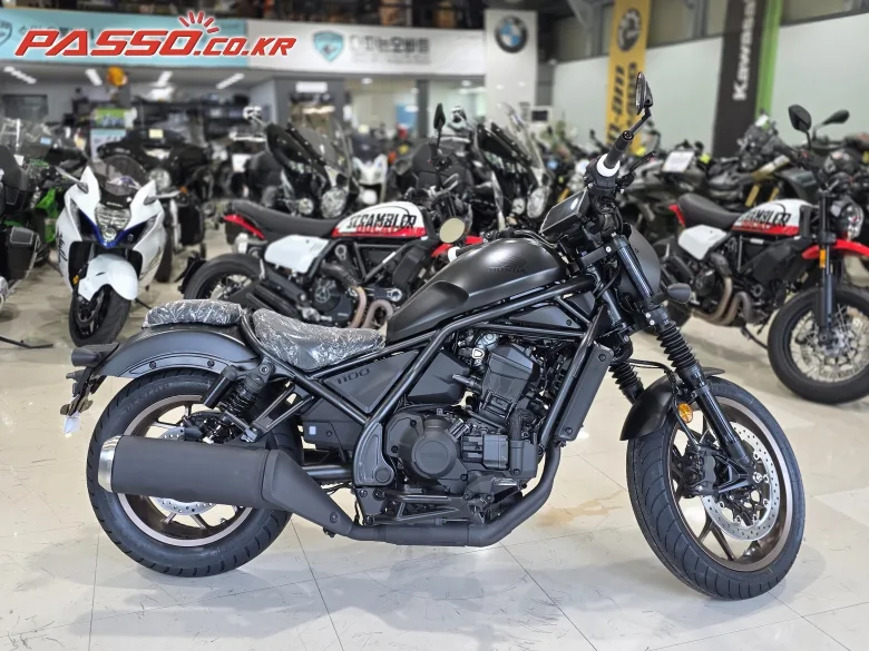 혼다 레블 1100 SE DCT 2026 블랙 사진 1