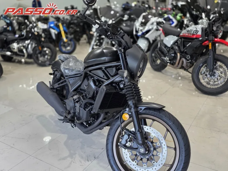 혼다 레블 1100 SE DCT 2026 블랙 사진 6