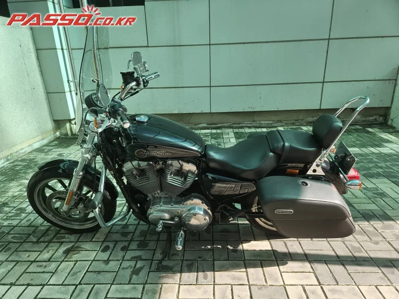 할리데이비슨 아이언 883 2019 청록 사진 2