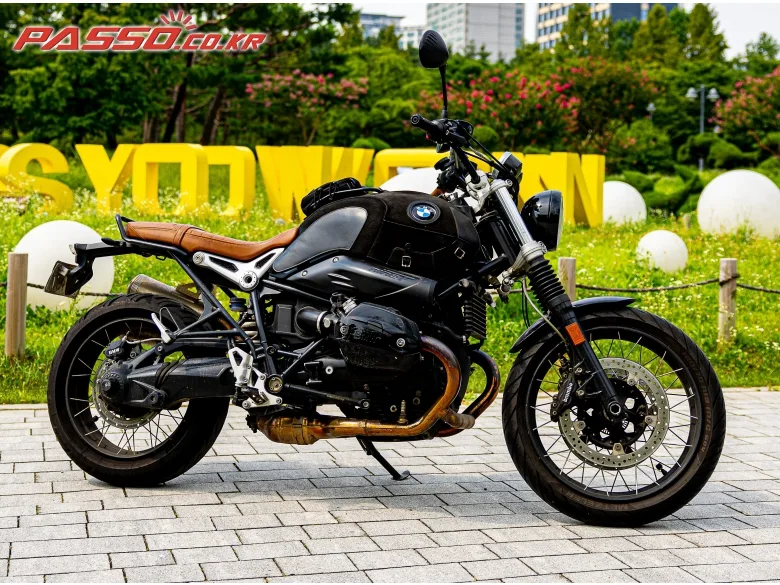 BMW R nine T 스크램블러 2019 블랙 사진 1
