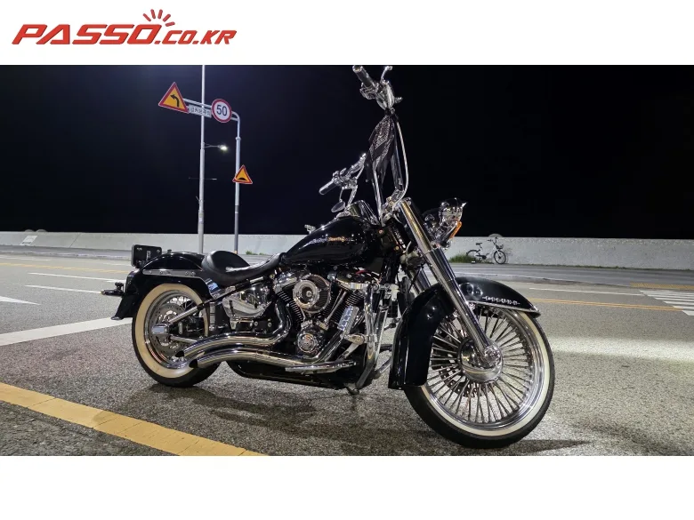 할리데이비슨 소프테일디럭스 2019 블랙 사진 8