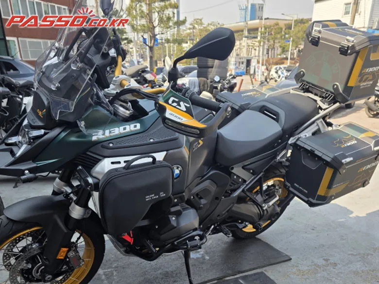 BMW R 1300 GS 2025 블랙 사진 1