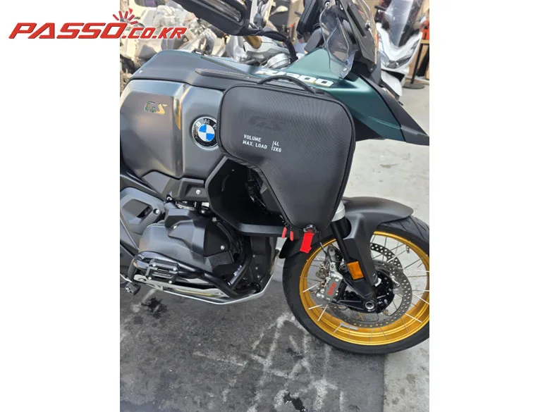 BMW R 1300 GS 2025 블랙 사진 2