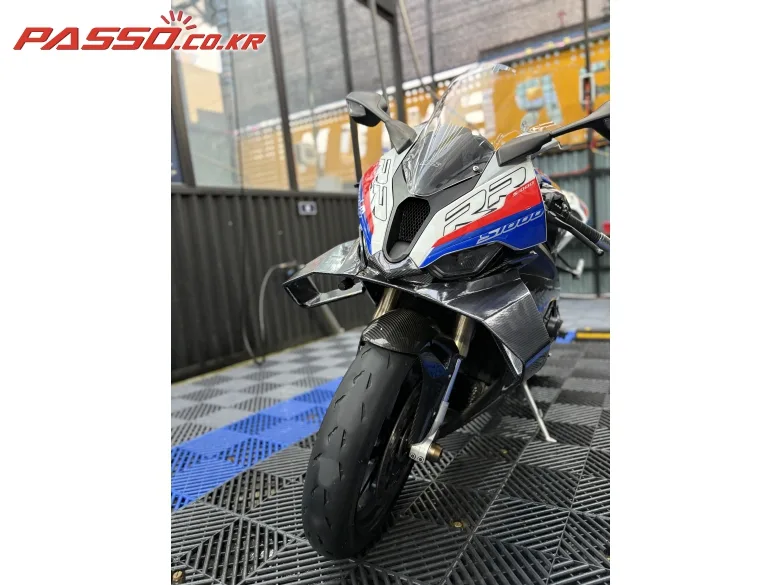 BMW S 1000 RR 2020 블랙 사진 4