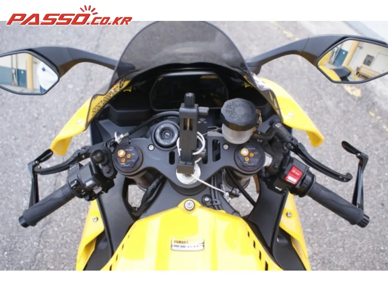 야마하 YZF R1 2016 옐로 사진 4