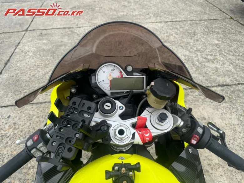 BMW S 1000 RR 2015 옐로 사진 4
