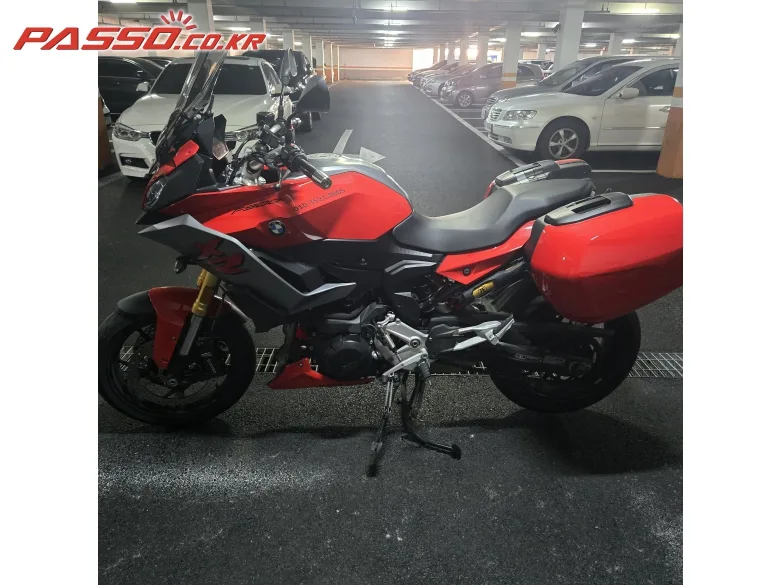 BMW F 900 XR 2022 레드 사진 2