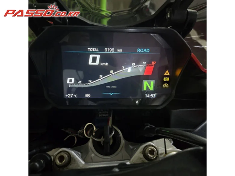 BMW F 900 XR 2022 레드 사진 4