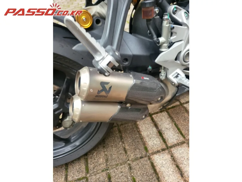 두카티 슈퍼스포츠 950 S 2019 레드 사진 6