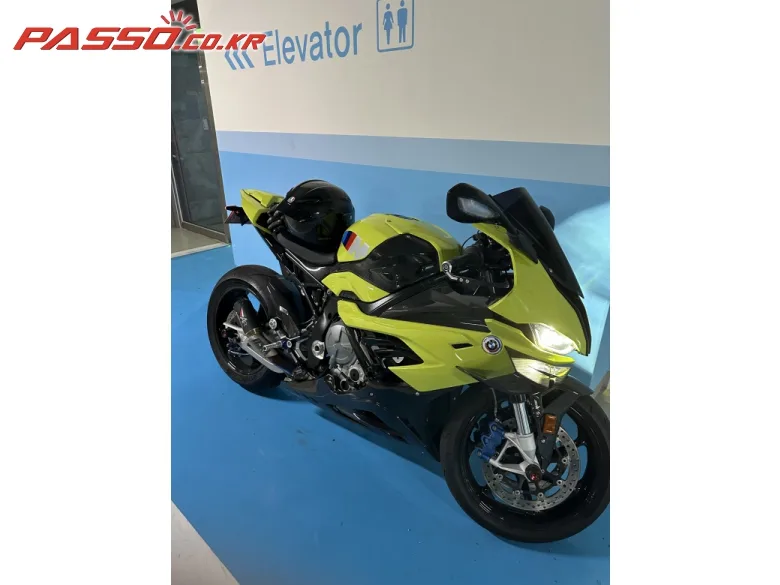 BMW M 1000 RR 2022 옐로 사진 7