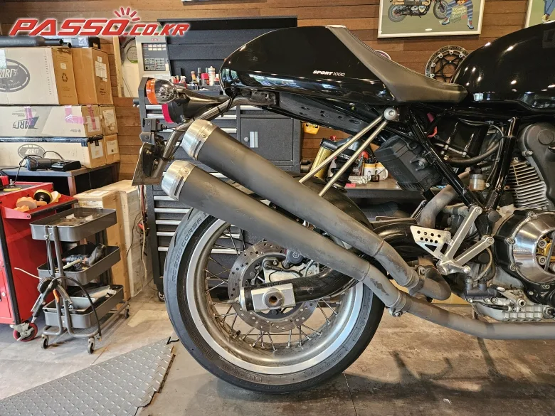 두카티 GT 1000 2006 블랙 사진 7