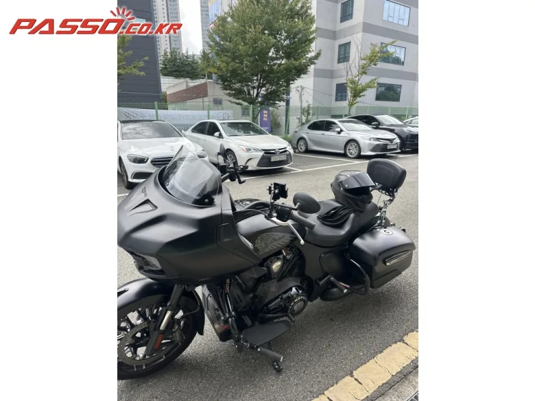 인디언모터사이클 챌린저 2021 블랙 사진 2