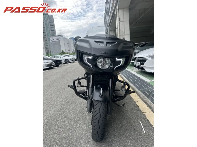 인디언모터사이클 챌린저 2021 블랙 사진 8