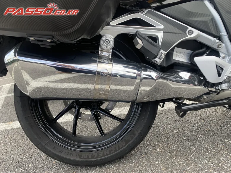 BMW R 1250 RT 2024 블랙 사진 7
