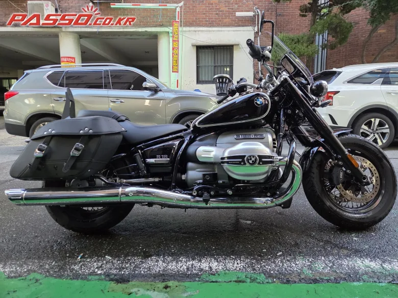 BMW R 18 클래식 2023 블랙 사진 1