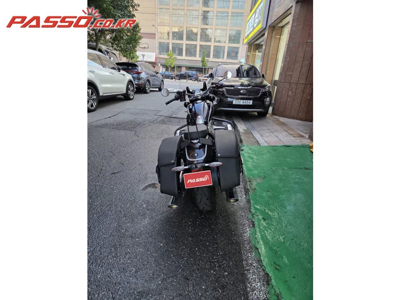 BMW R 18 클래식 2023 블랙 사진 3
