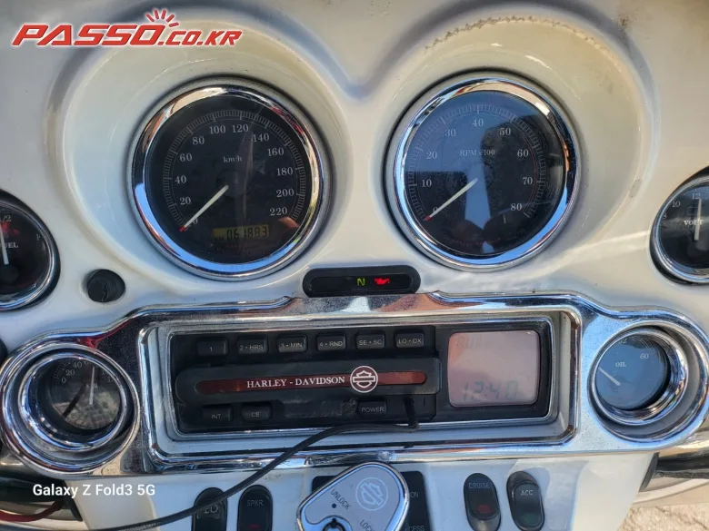 할리데이비슨 울트라 클래식 2005 화이트 사진 8