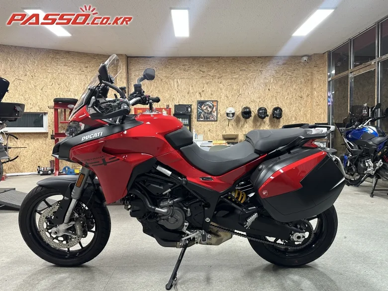 두카티 멀티스트라다 V2 S 2024 레드 사진 2