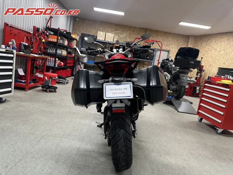 두카티 멀티스트라다 V2 S 2024 레드 사진 3